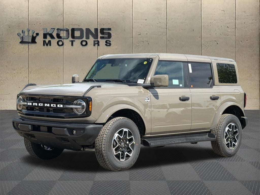 2026 Ford Bronco Outer Banks