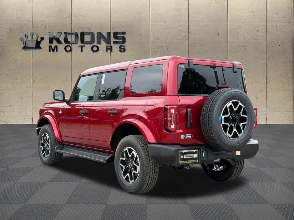2026 Ford Bronco Outer Banks