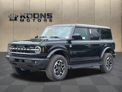 2026 Ford Bronco Outer Banks