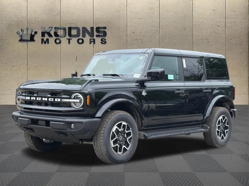 2026 Ford Bronco Outer Banks