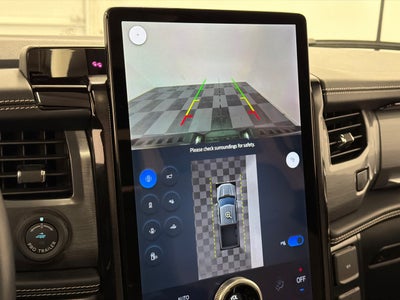 2023 Ford F-150 Lightning Platinum