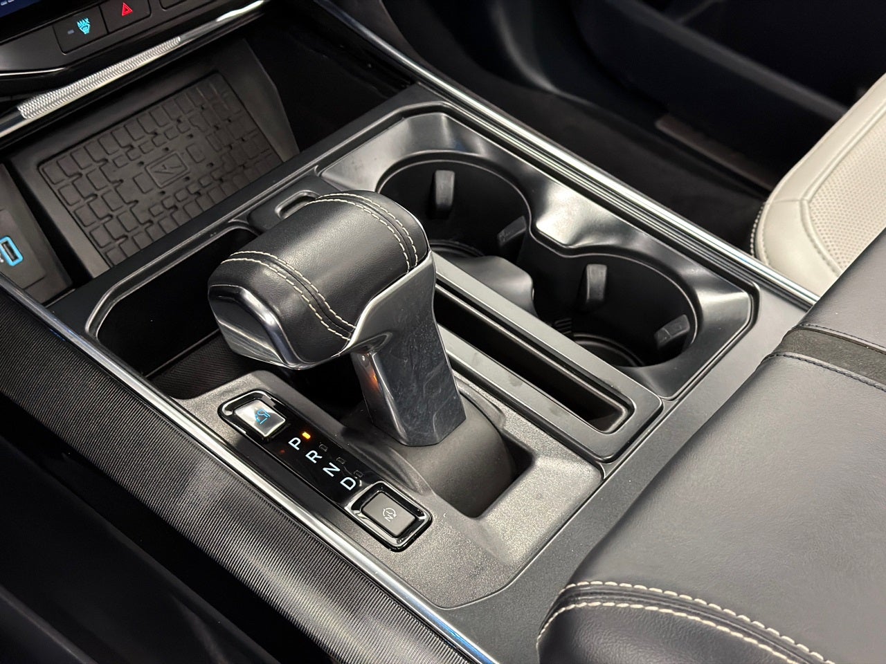 2023 Ford F-150 Lightning Platinum