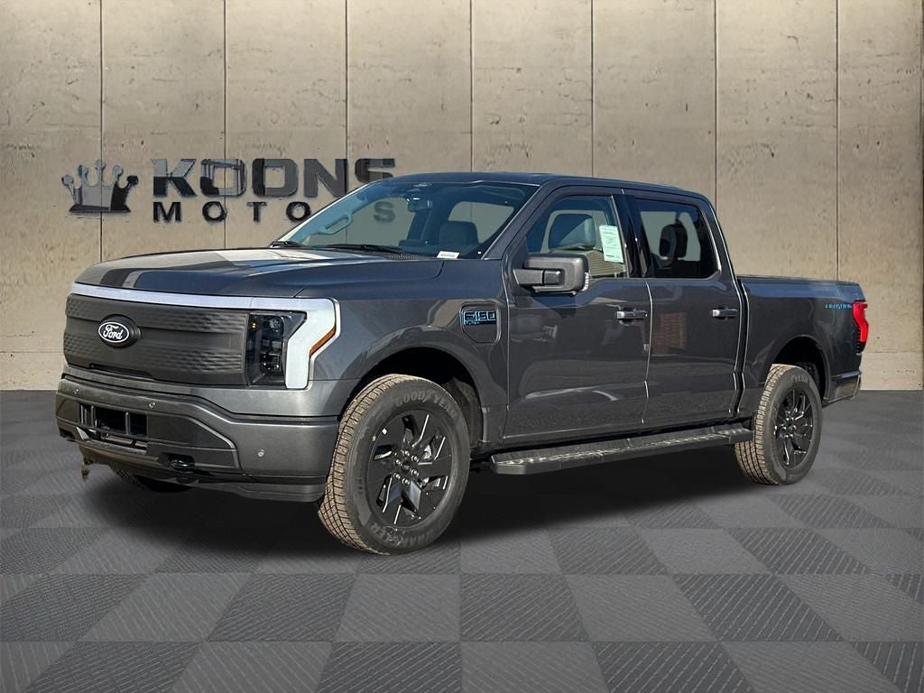 2025 Ford F-150 Lightning Flash