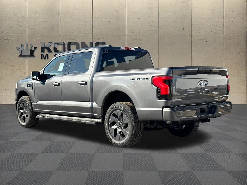2025 Ford F-150 Lightning Flash