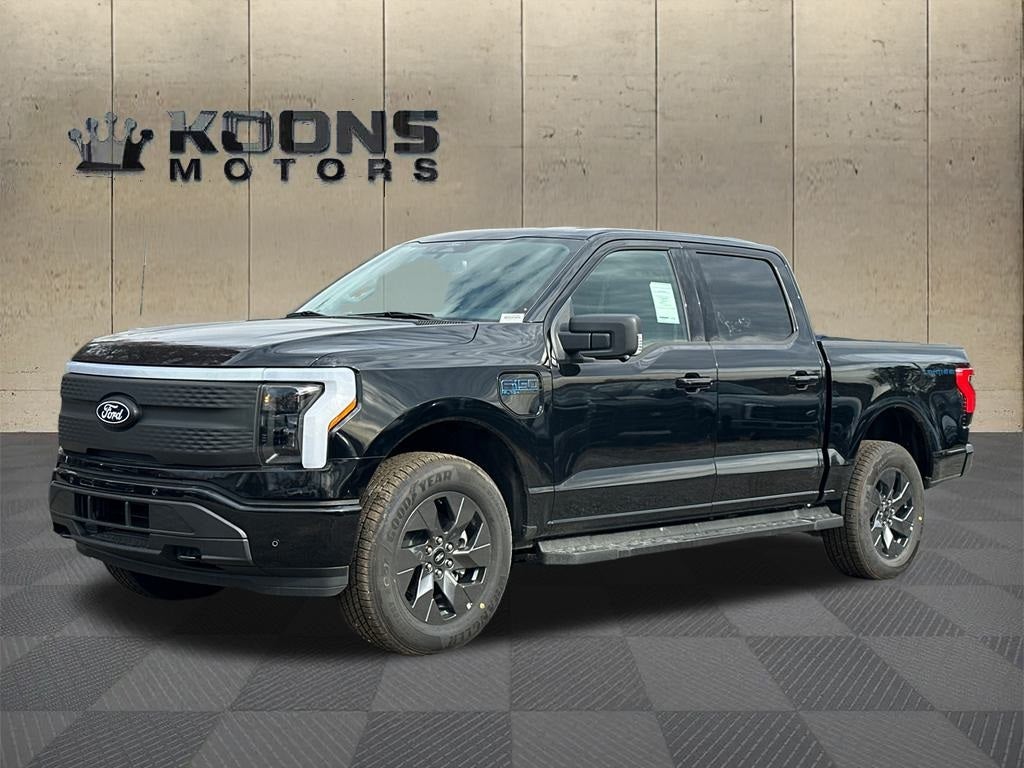 2025 Ford F-150 Lightning Flash