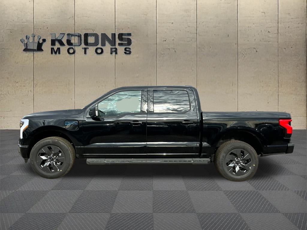 2025 Ford F-150 Lightning Flash
