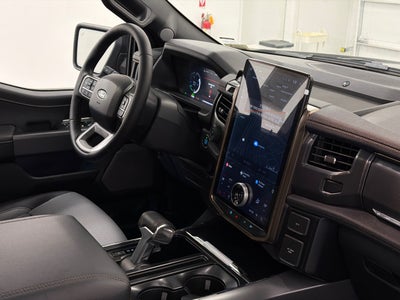 2025 Ford F-150 Lightning Lariat