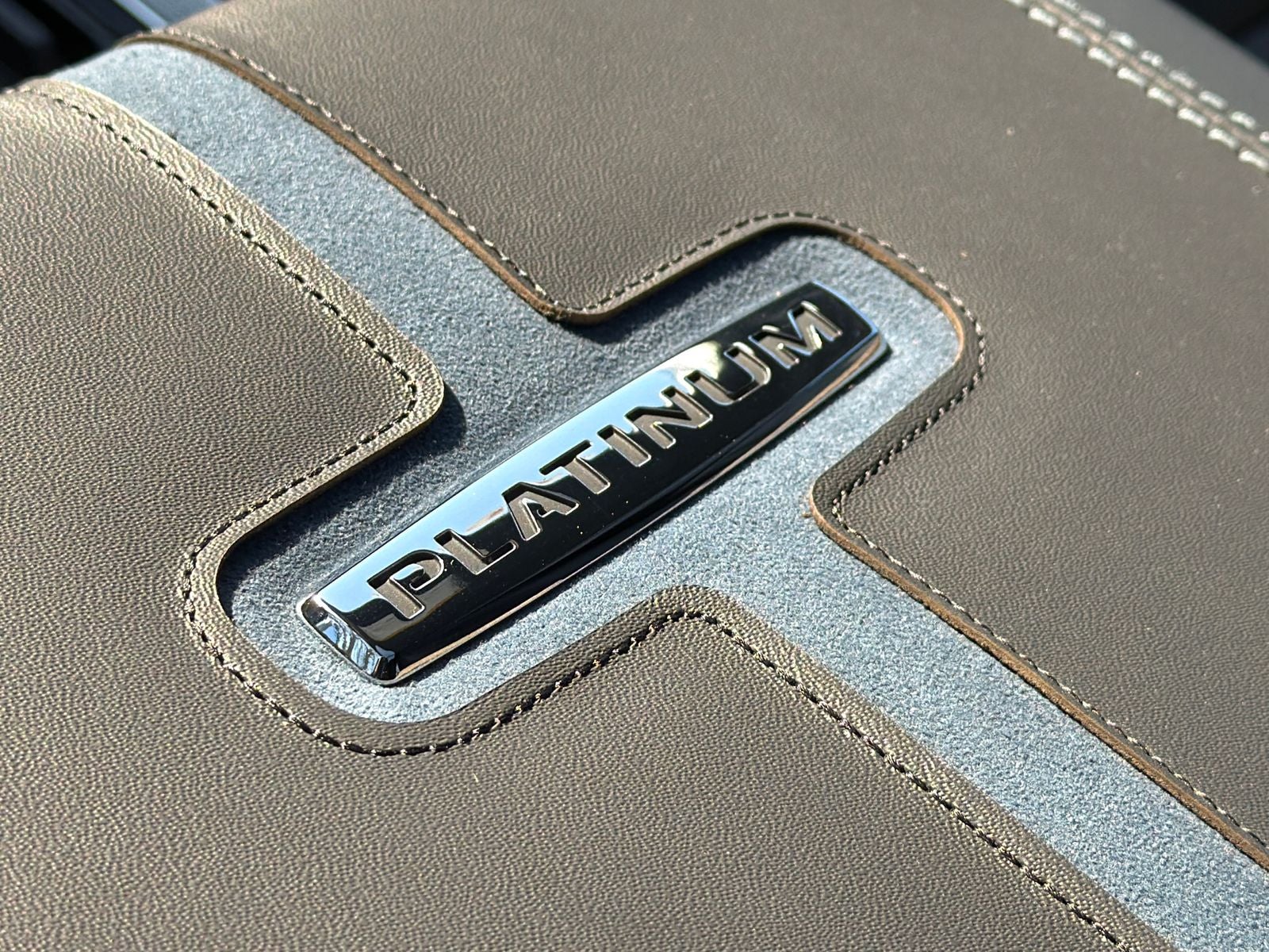 2026 Ford F-250SD Platinum Crew Cab 6.75 Foot Bed