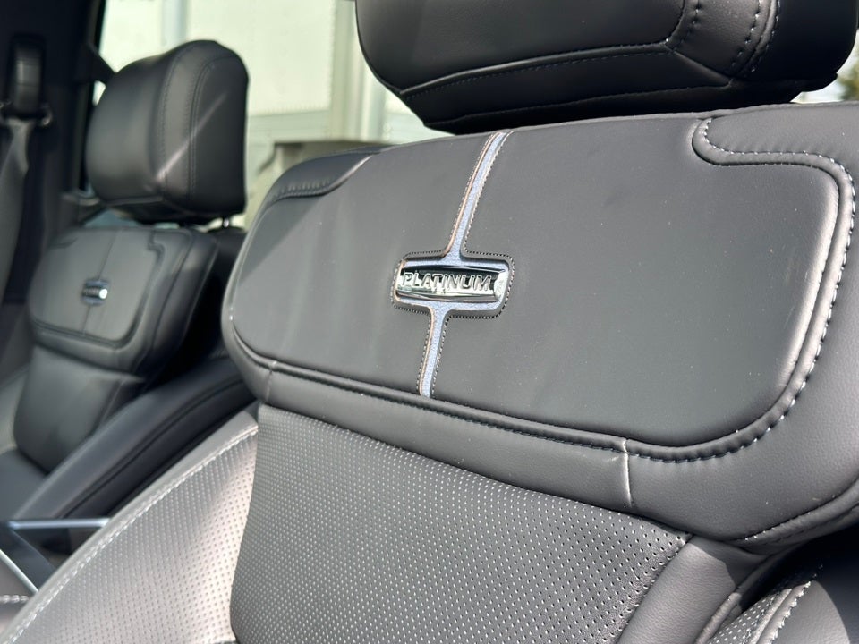 2025 Ford F-250SD Platinum