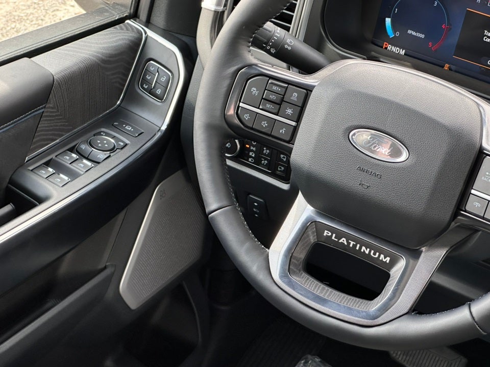 2025 Ford F-250SD Platinum