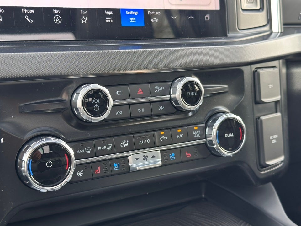 2025 Ford F-250SD Platinum