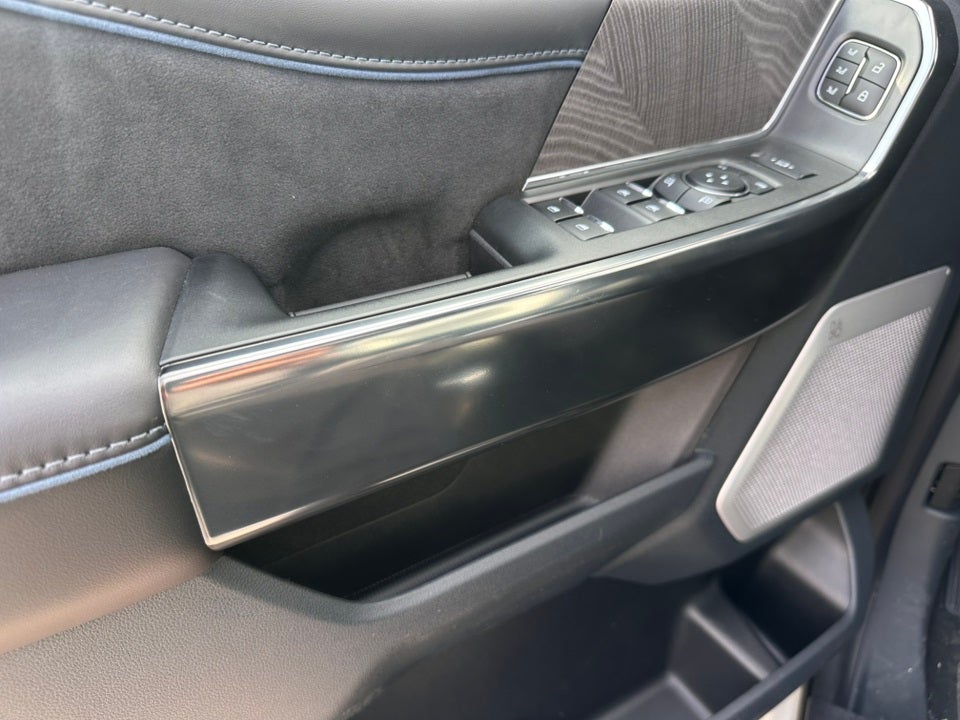 2025 Ford F-250SD Platinum