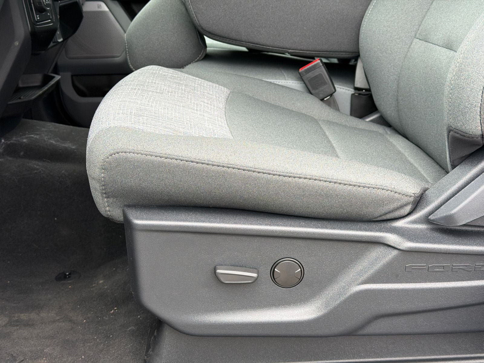 2026 Ford F-250SD XLT Crew Cab 6.75 Foot Bed