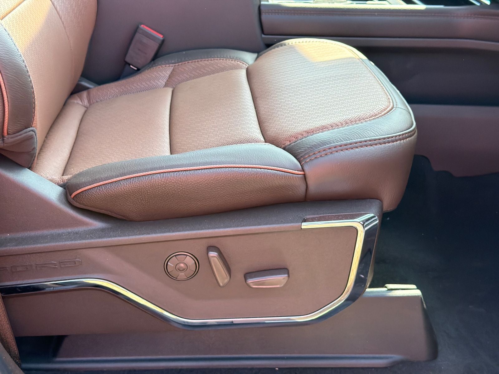 2026 Ford F-350SD King Ranch Crew Cab 6.75 Foot Bed