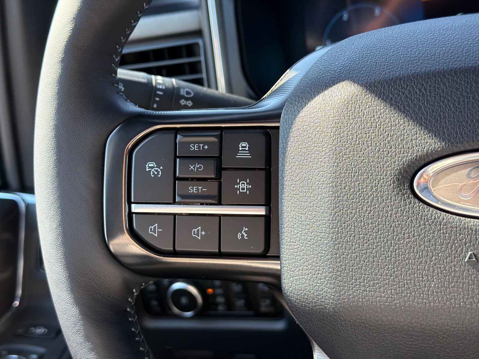 2026 Ford F-350SD Platinum Crew Cab 6.75 Foot Bed