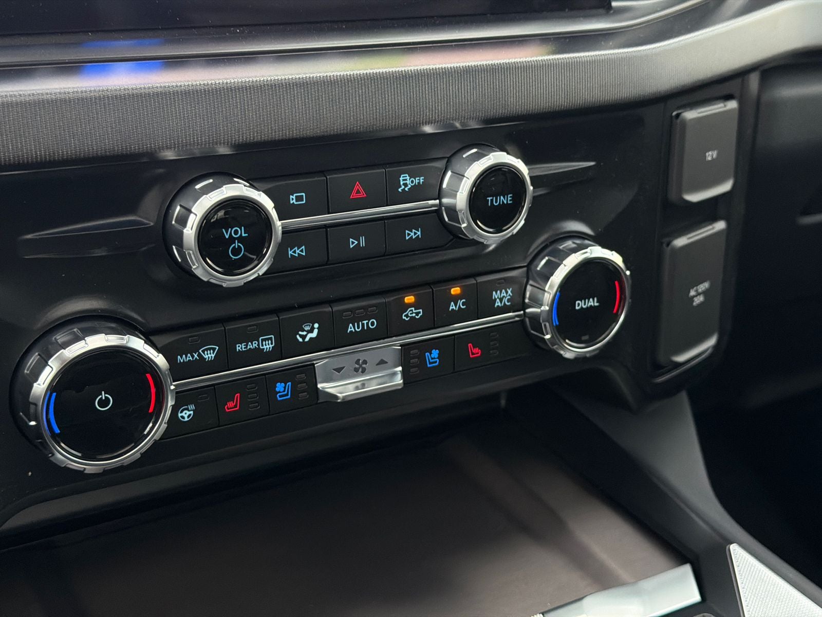 2026 Ford F-350SD Platinum Crew Cab 6.75 Foot Bed