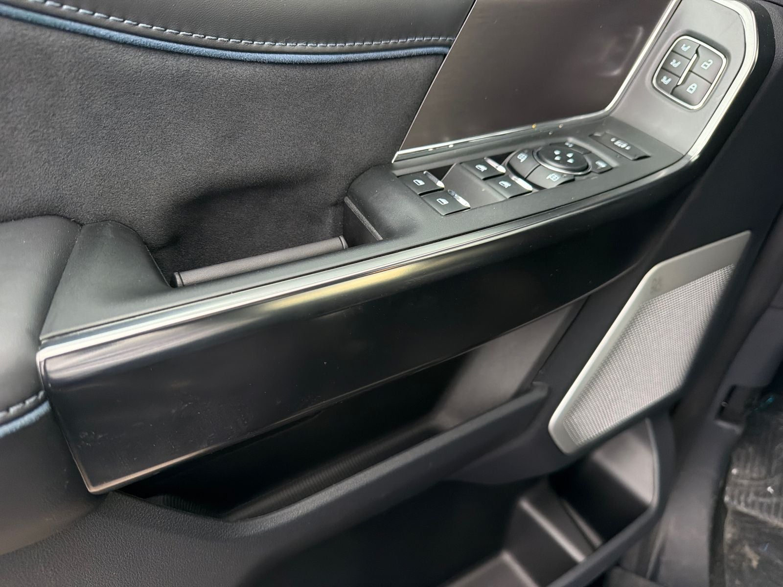 2026 Ford F-350SD Platinum Crew Cab 6.75 Foot Bed