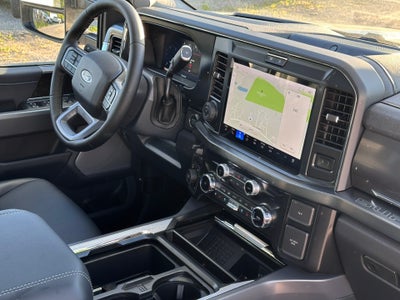 2025 Ford F-350SD Lariat