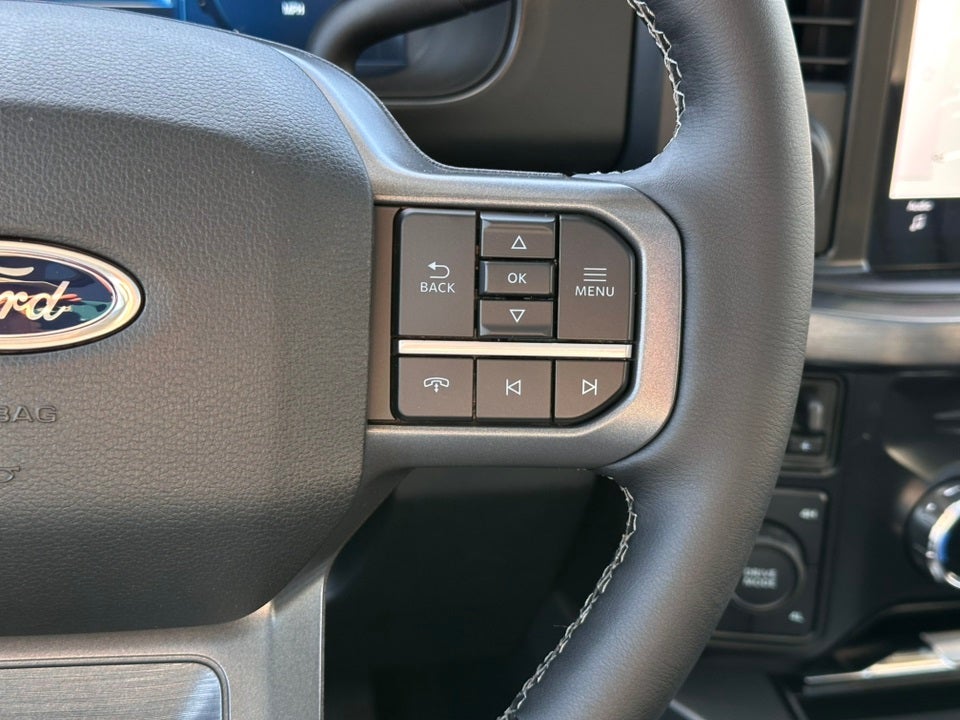 2025 Ford F-350SD Lariat