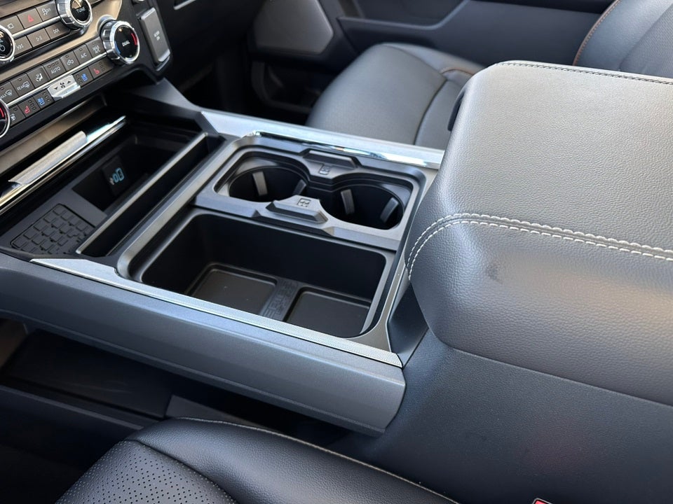 2025 Ford F-350SD Lariat