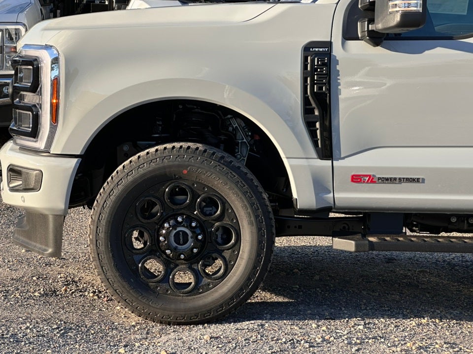 2025 Ford F-350SD Lariat