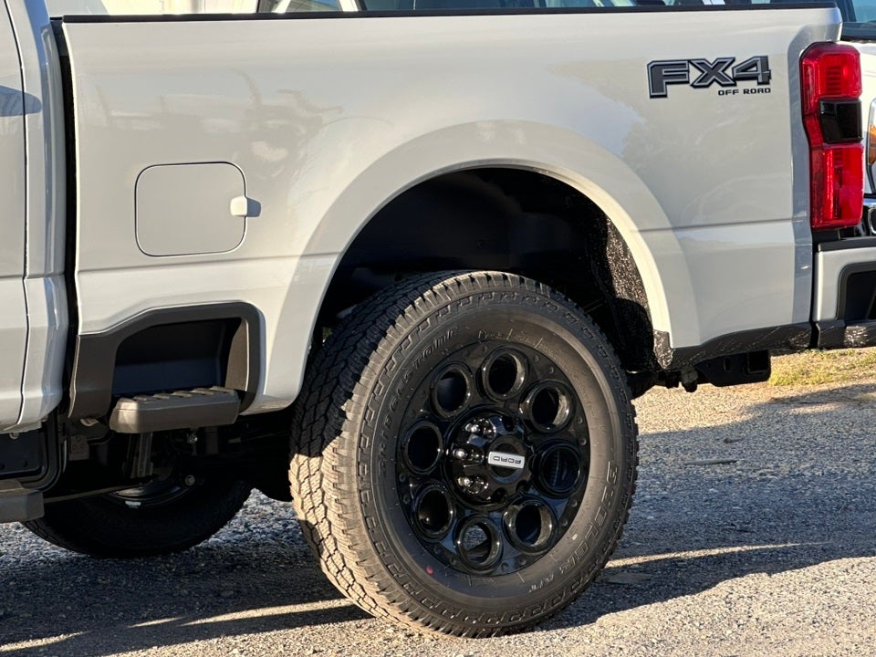 2025 Ford F-350SD Lariat