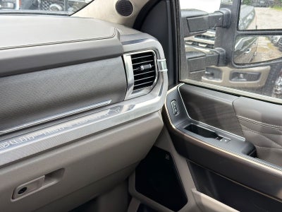 2026 Ford F-350SD Platinum