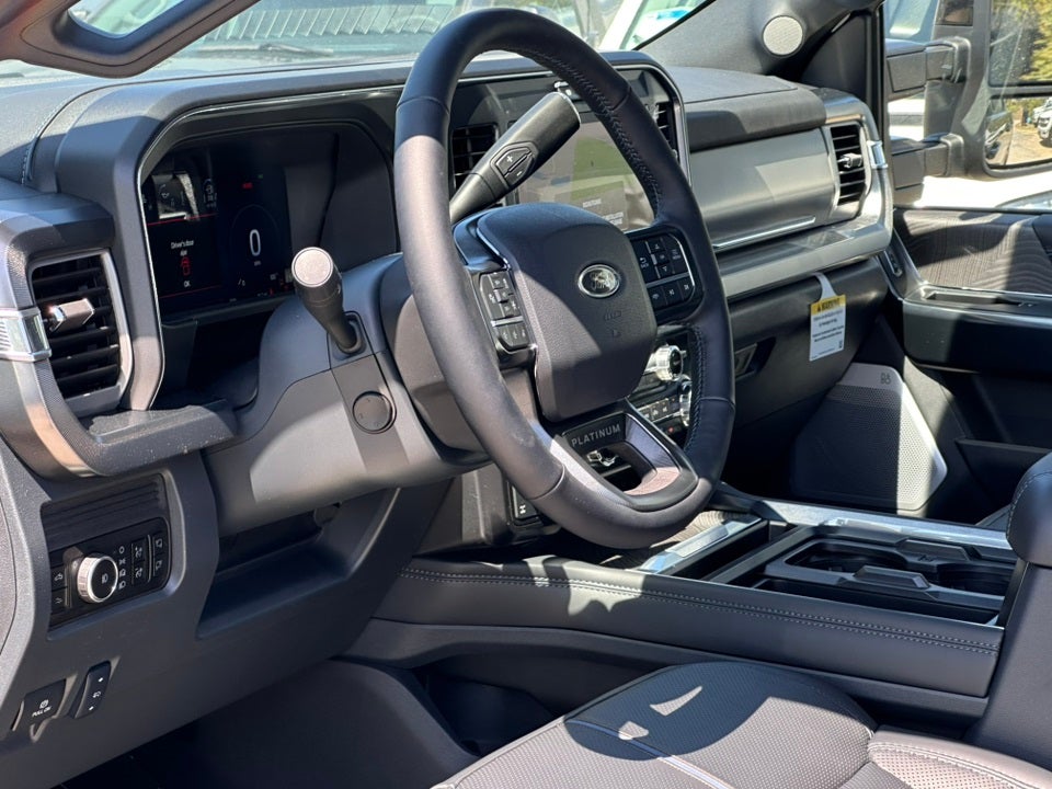 2025 Ford F-350SD Platinum