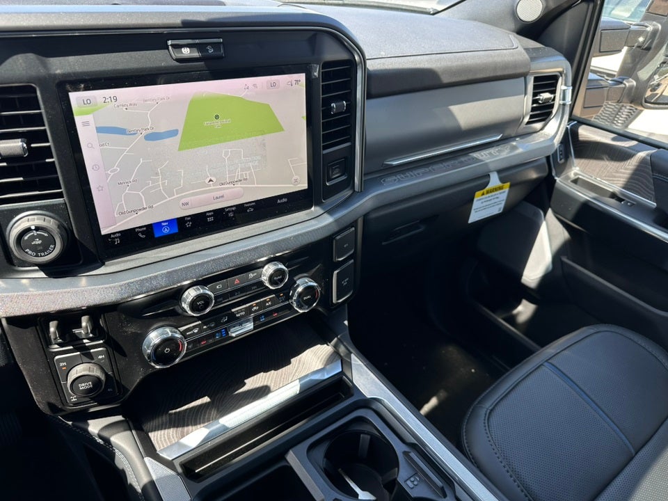 2025 Ford F-350SD Platinum