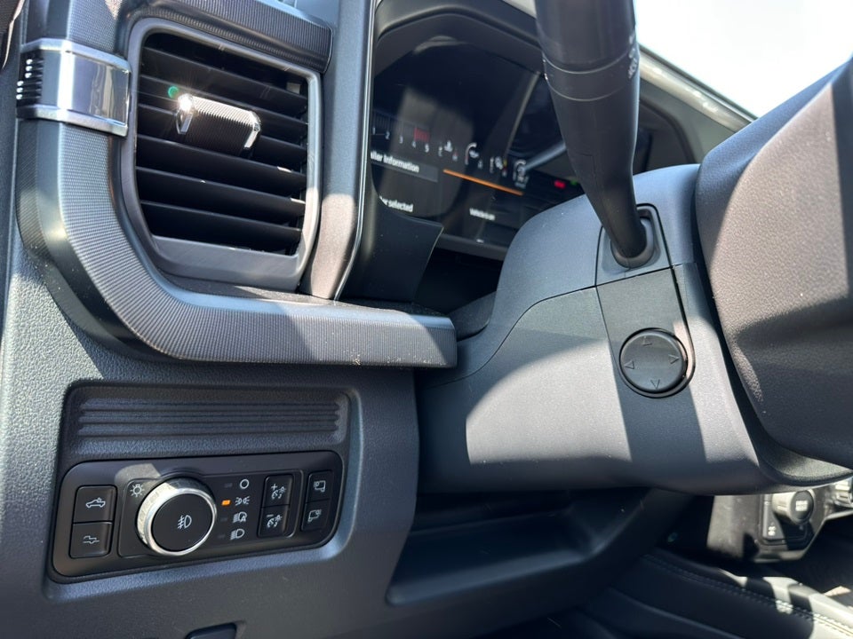 2025 Ford F-350SD Platinum