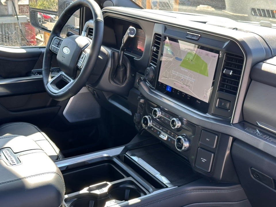 2025 Ford F-350SD Platinum