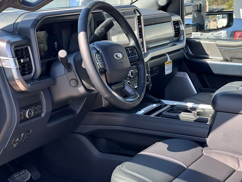 2025 Ford F-350SD Platinum