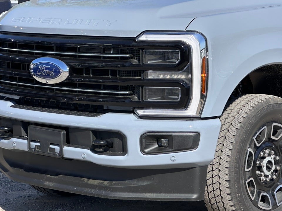 2025 Ford F-350SD Platinum