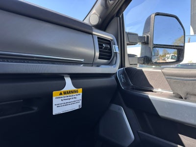 2025 Ford F-350SD Platinum