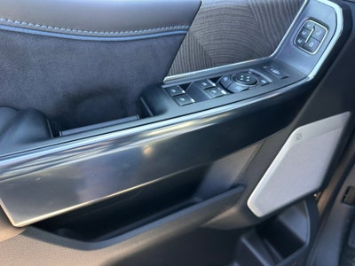 2025 Ford F-350SD Platinum