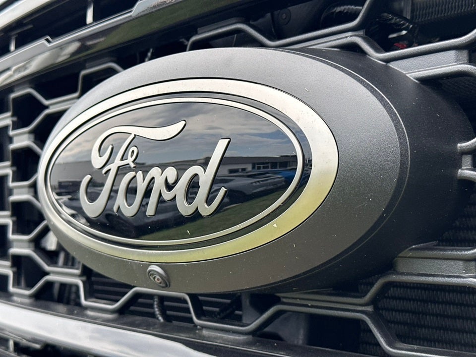 2025 Ford F-350SD Lariat