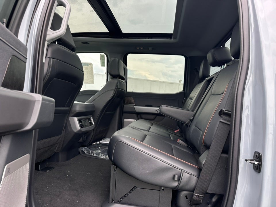 2025 Ford F-350SD Lariat