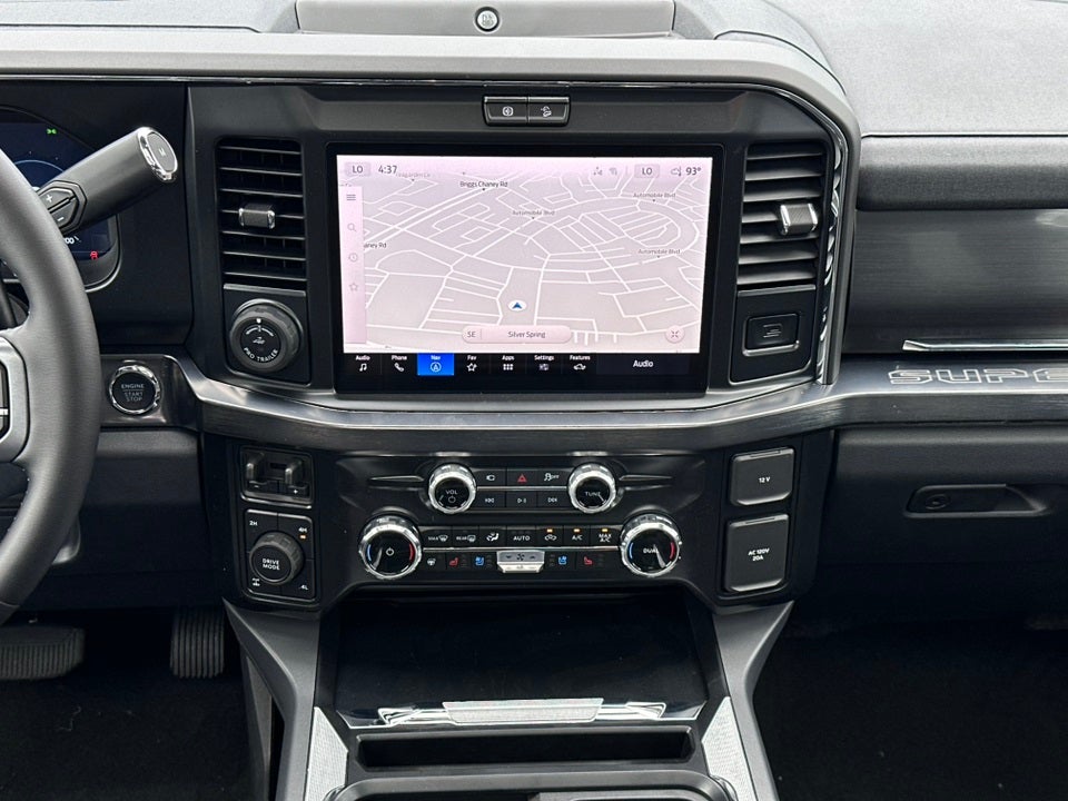 2025 Ford F-350SD Lariat