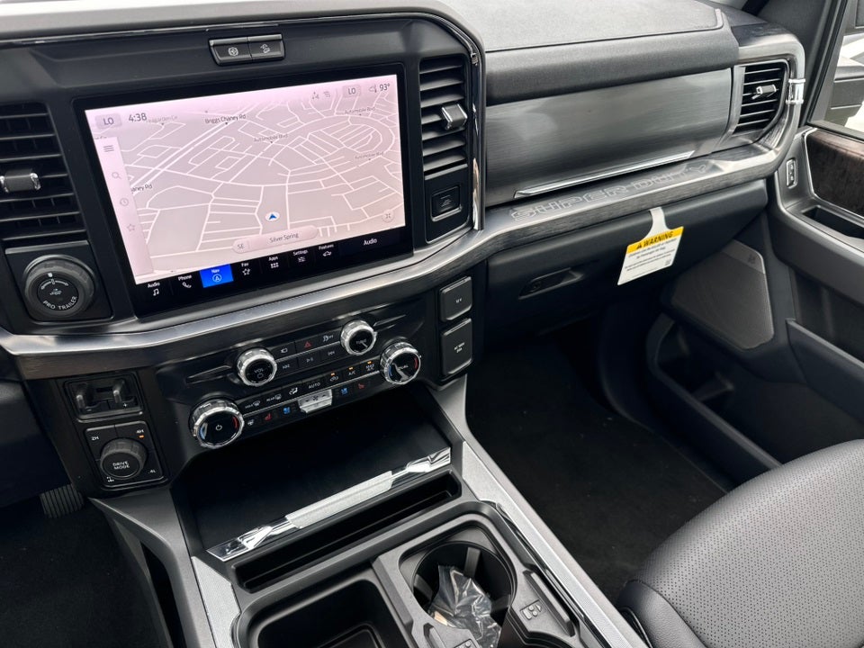 2025 Ford F-350SD Lariat