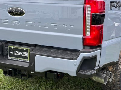 2025 Ford F-350SD Lariat