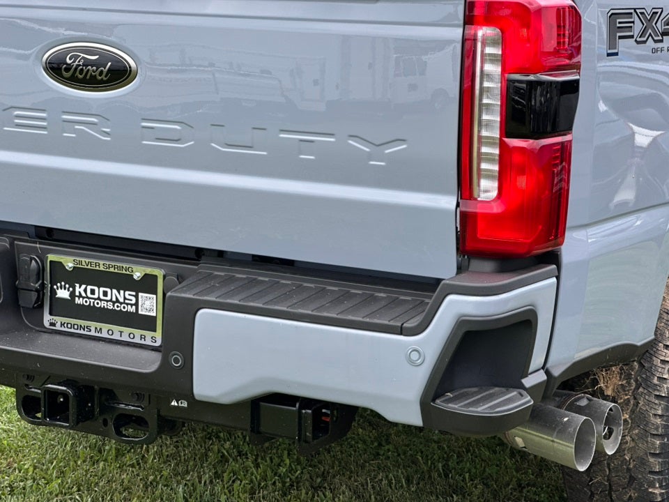 2025 Ford F-350SD Lariat