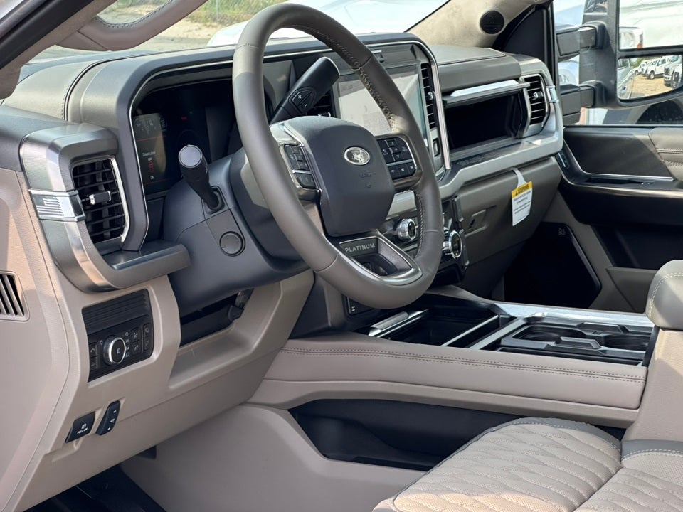 2025 Ford F-350SD Platinum
