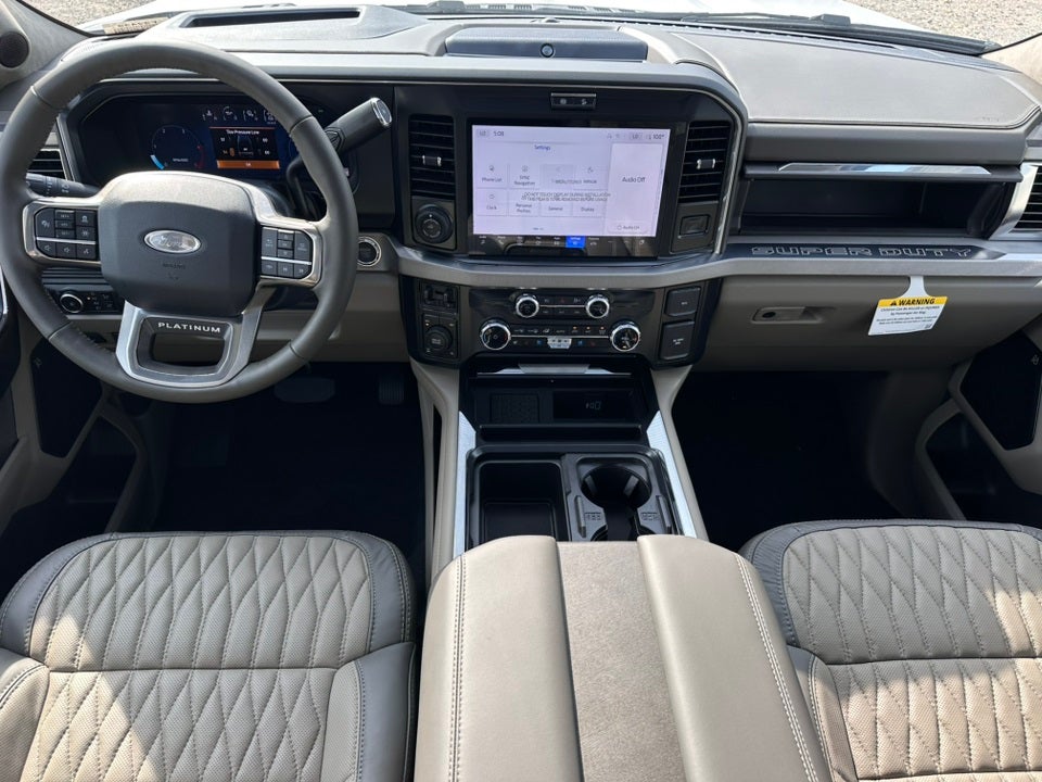 2025 Ford F-350SD Platinum