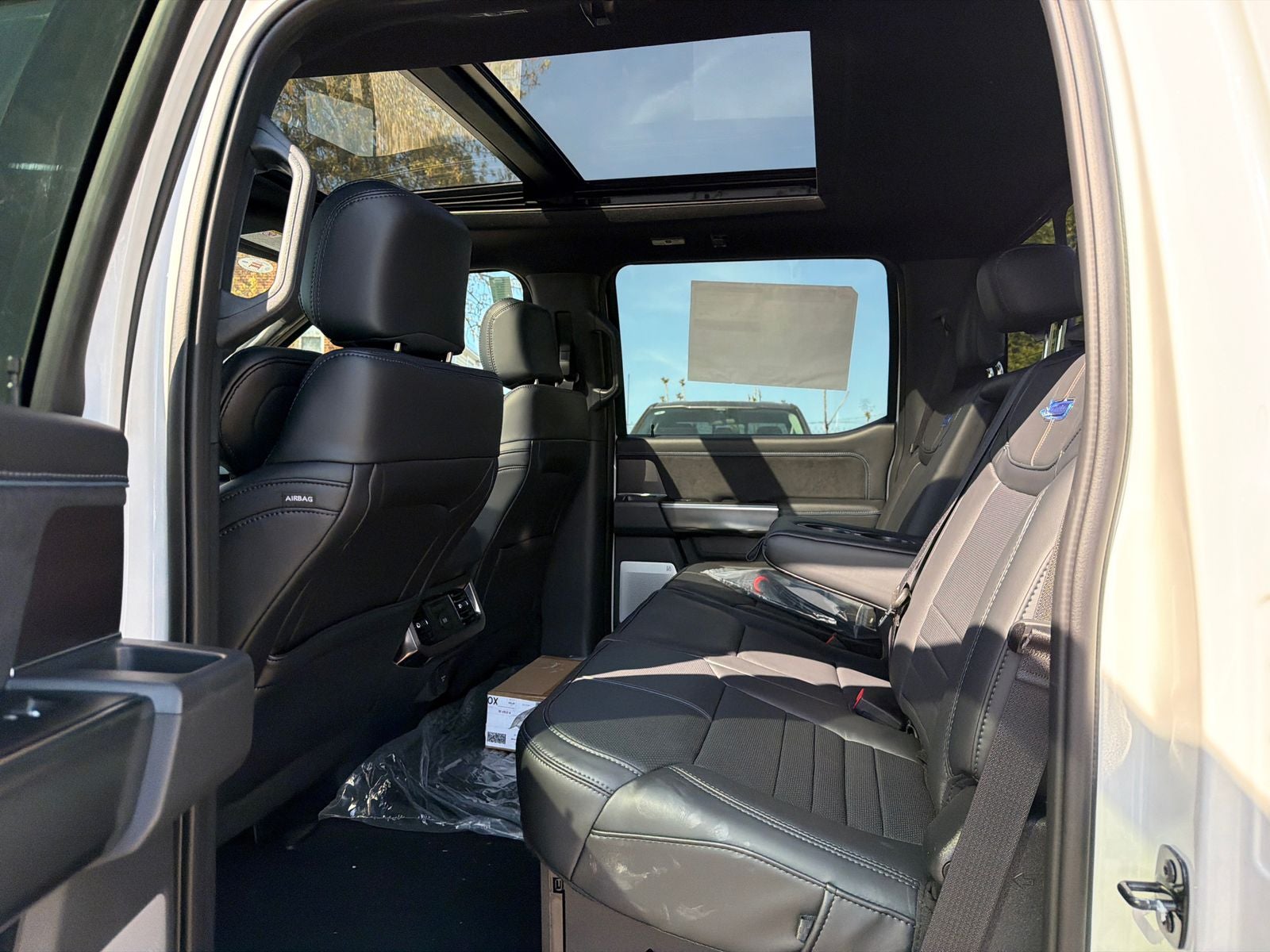 2026 Ford F-350SD Platinum Crew Cab 6.75 Foot Bed