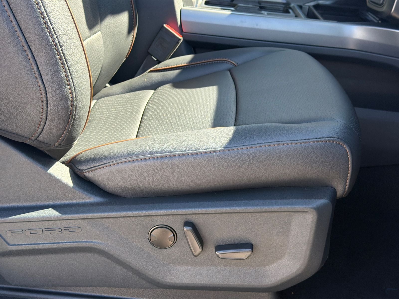 2026 Ford F-350SD Lariat Crew Cab 6.75 Foot Bed