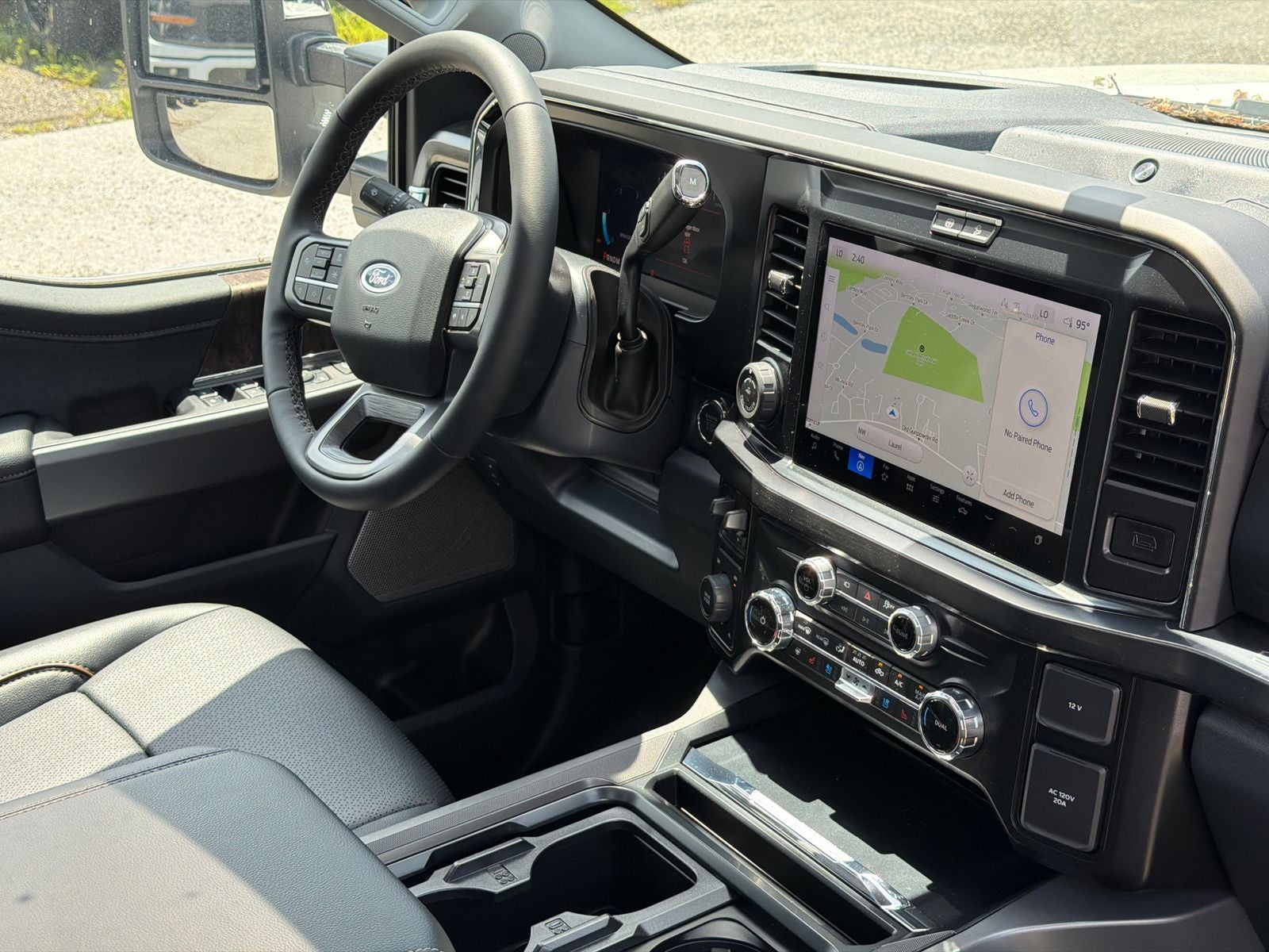 2026 Ford F-350SD Lariat DRW
