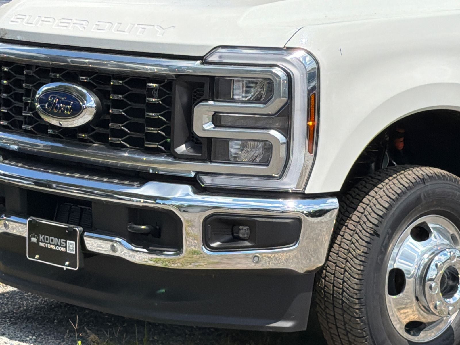 2026 Ford F-350SD Lariat DRW