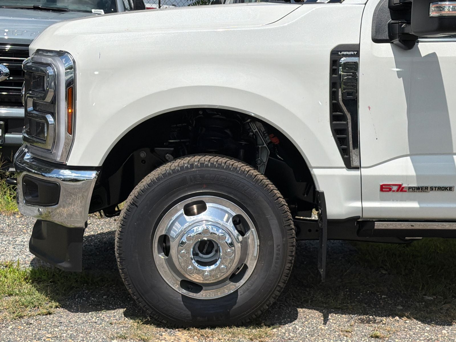 2026 Ford F-350SD Lariat DRW