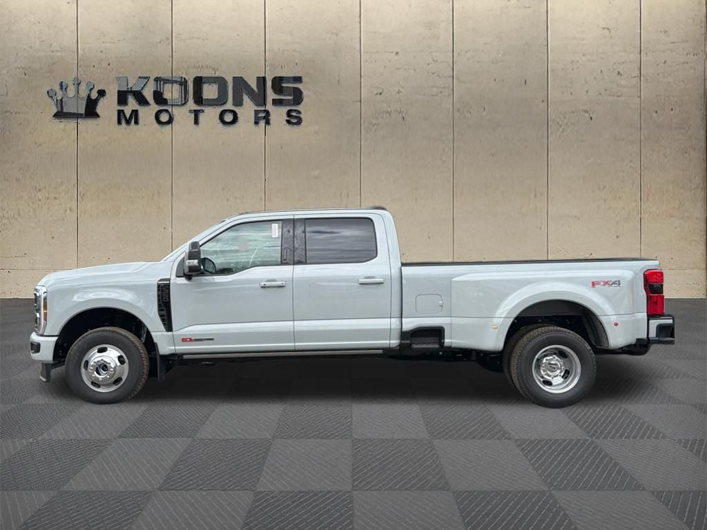 2026 Ford F-350SD Platinum DRW