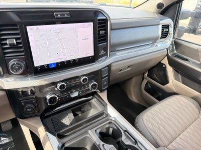 2026 Ford F-350SD Platinum DRW